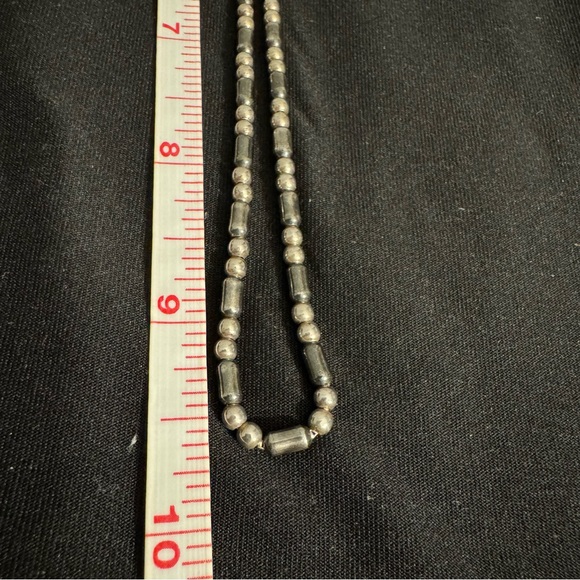Vintage Sterling Silver & Hematite Bead Necklace – Alternating Beads - Picture 8 of 8